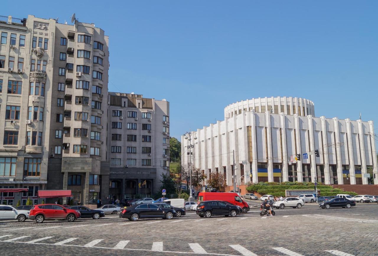 Apartment Triokhsviatytelskaya Street 3 Kiev Exterior foto