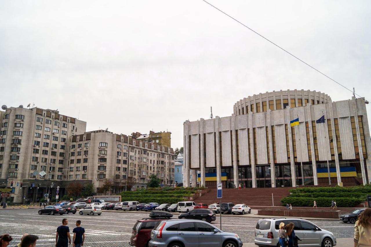 Apartment Triokhsviatytelskaya Street 3 Kiev Exterior foto